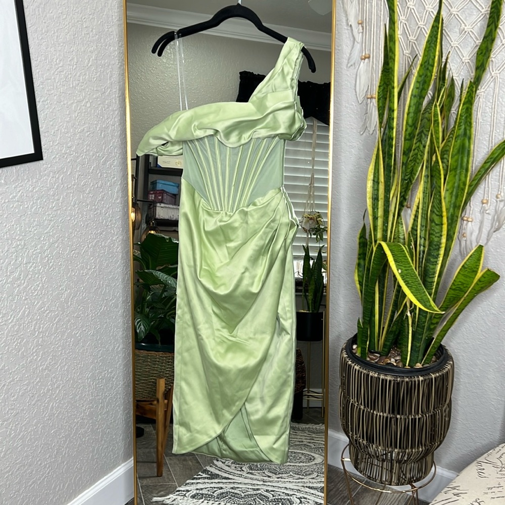 House of CB ‘Lulu’ Pistachio Asymmetric Drape Midi Corset Dress NWOT - Picture 11 of 14